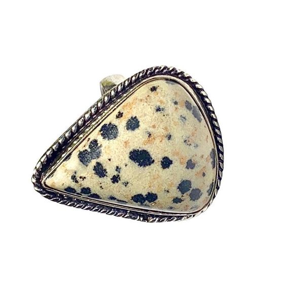 Natural Dalmation Gemstone in a Handcrafted 925 Stamped Ring (8.5) - Picture 4 of 7